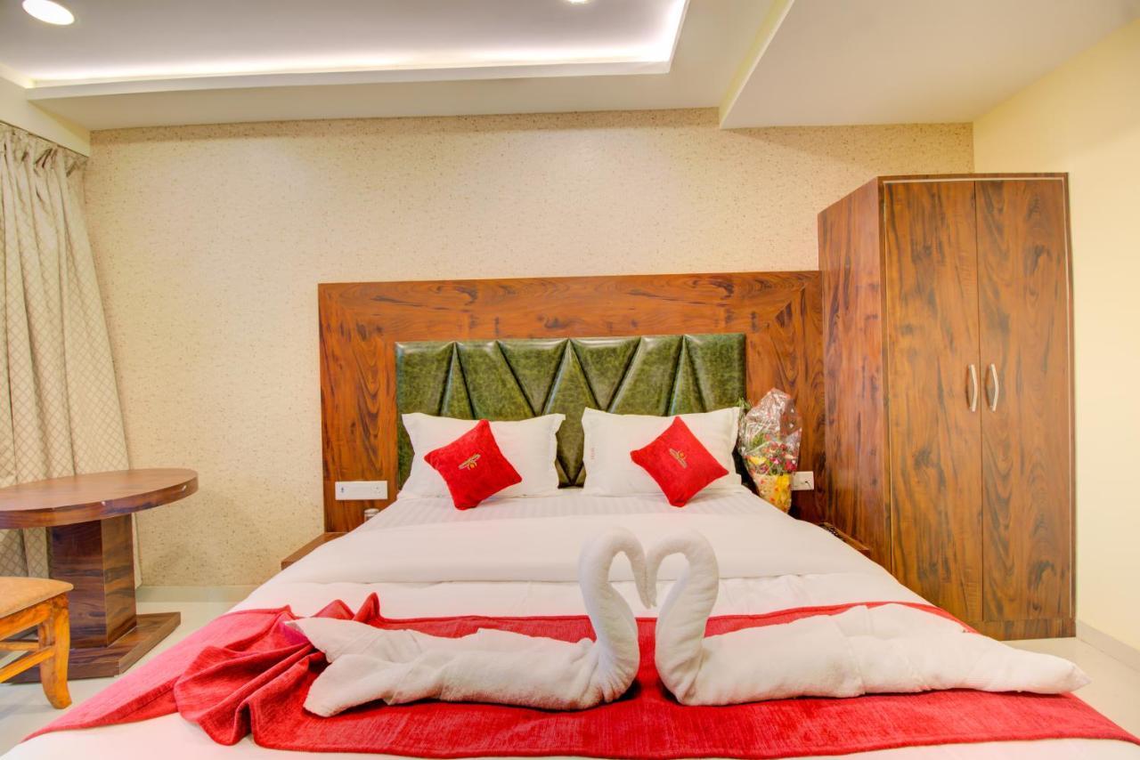Hotel Samaira Residency,Dombivali Dive Luaran gambar